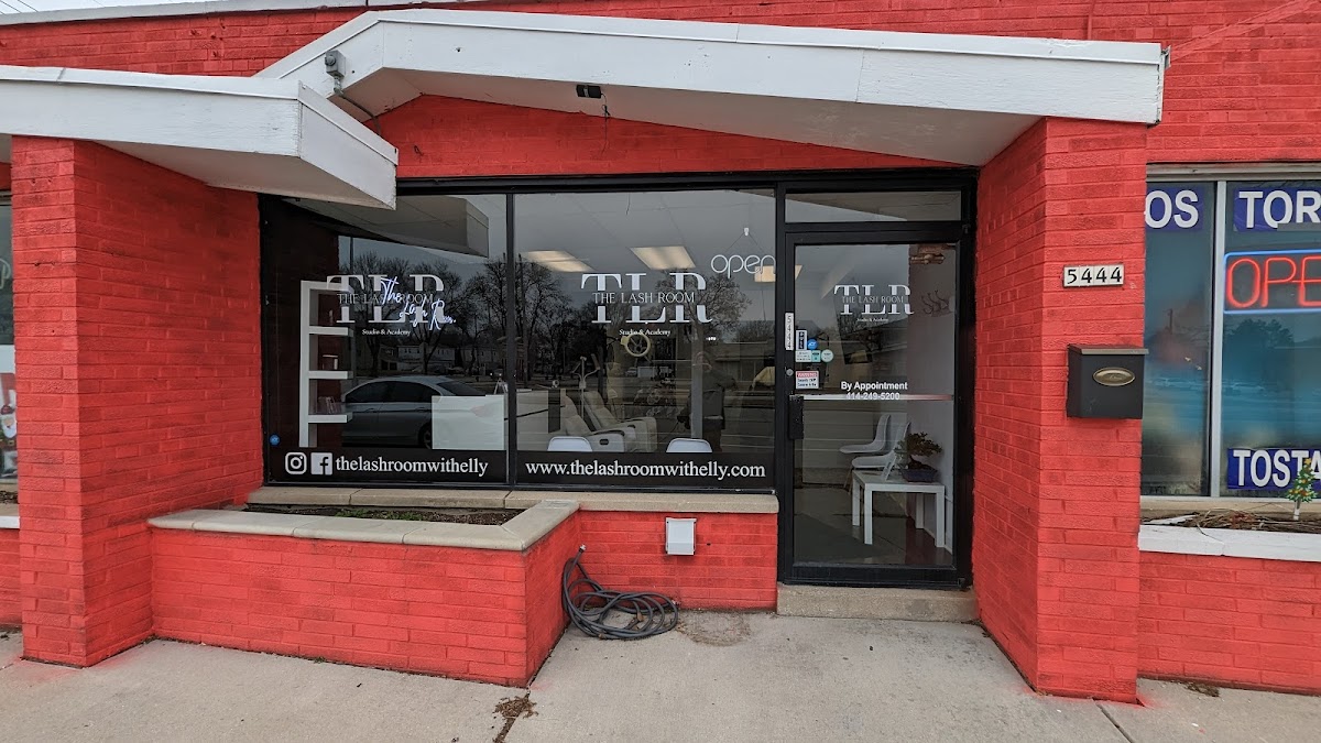 Ethereal Artistry photo 3